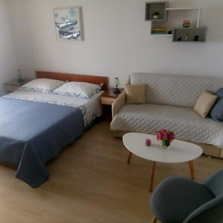 Apartments And Rooms Niksa Podgora Εξωτερικό φωτογραφία