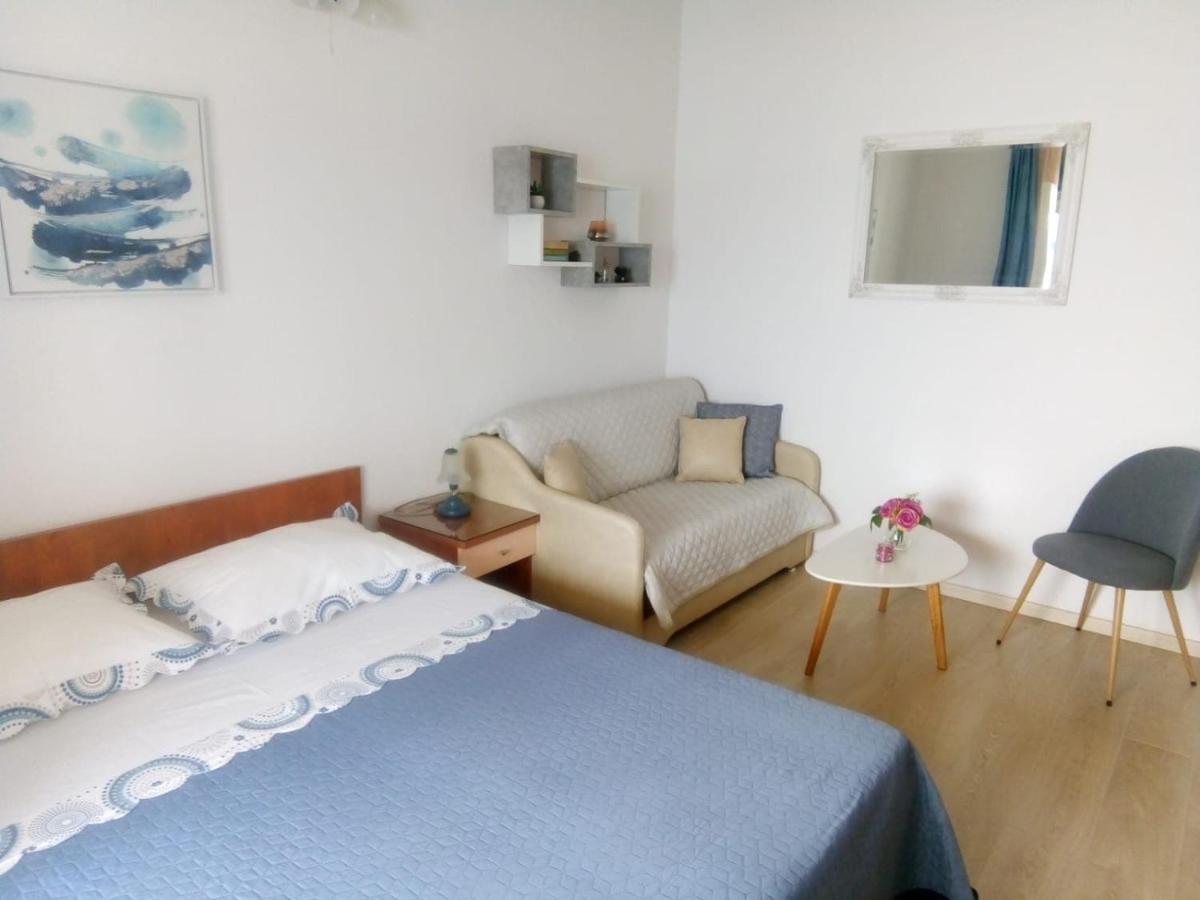 Apartments And Rooms Niksa Podgora Εξωτερικό φωτογραφία
