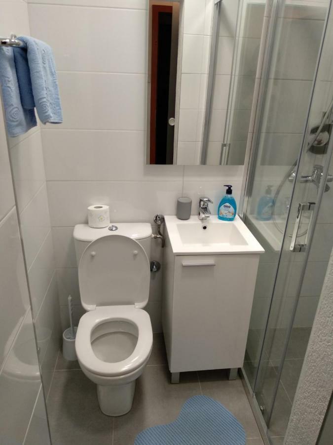 Apartments And Rooms Niksa Podgora Εξωτερικό φωτογραφία