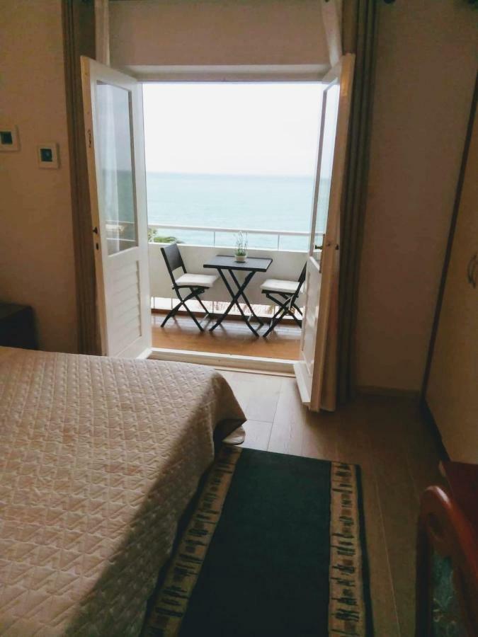 Apartments And Rooms Niksa Podgora Εξωτερικό φωτογραφία